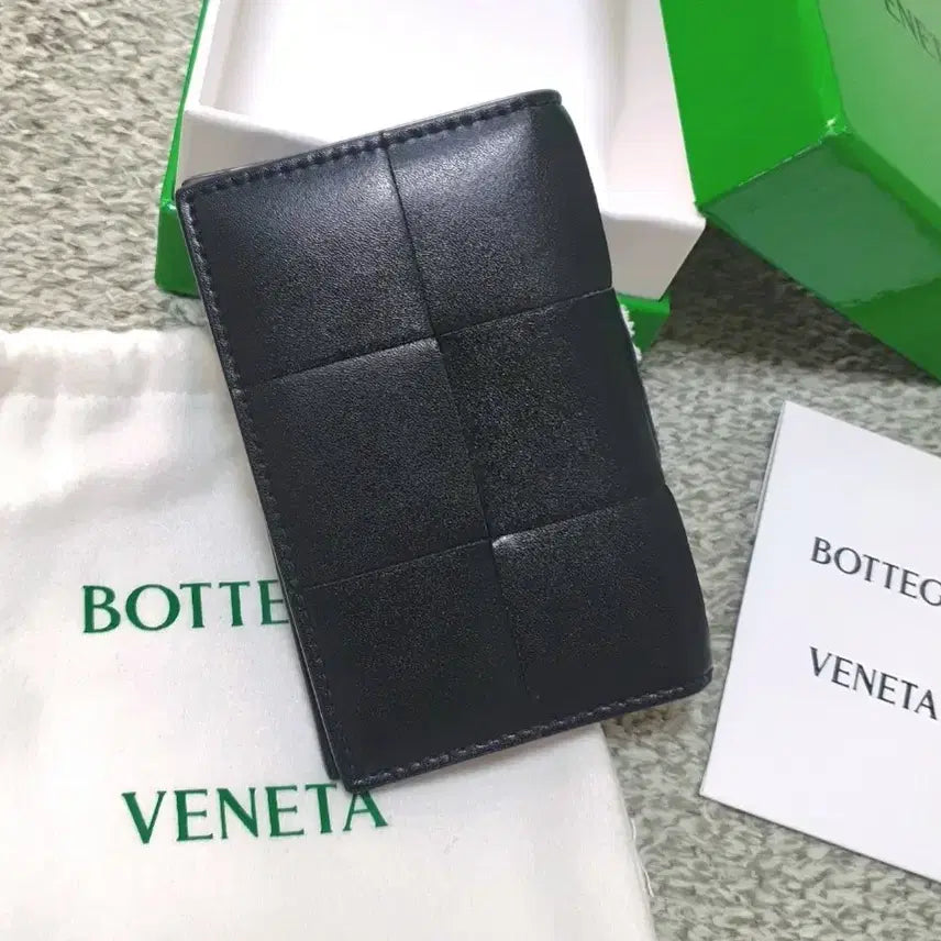 [BUNJANG] Bottega Veneta Cassette Flap Card Case / 보테가베네타 카드지갑 정품 카세트 플랩 카드케이스 새재품급 판매해요