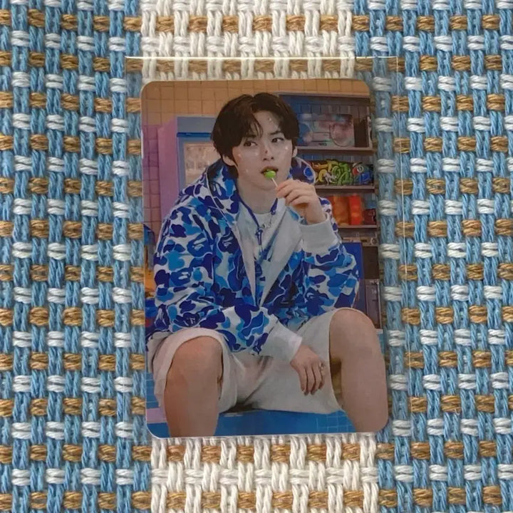 [BUNJANG] Stray Kids Lee Know Photocard / stray kids 포토카드 online  스트레이 키즈 포카 리노