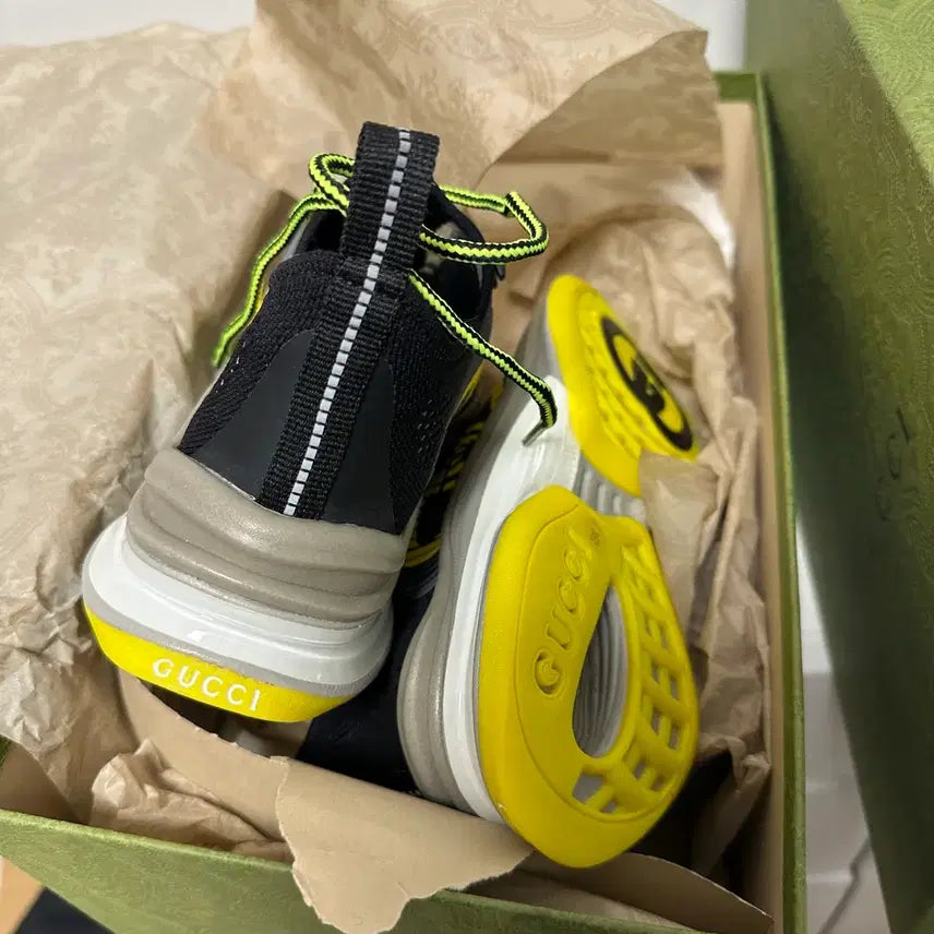 [BUNJANG] Gucci Run Sneakers (Size 35) / 구찌 런스니커즈 35사이즈 (220-225)