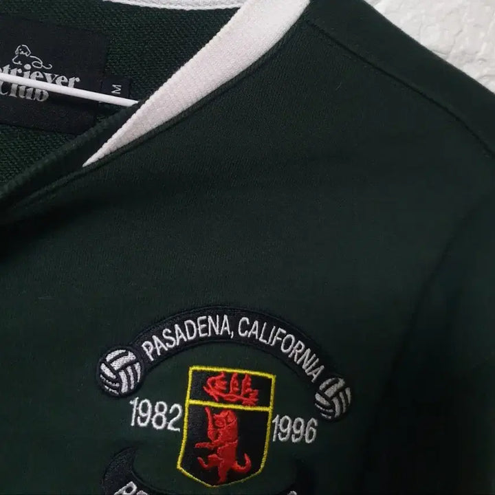 [BUNJANG] Retriever Club Logo Sweatshirt (M) / 리트리버클럽 맨투맨티셔츠 판매합니다