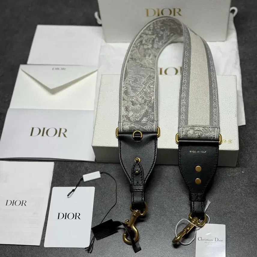 [BUNJANG] Dior Embroidered Canvas Shoulder Strap / (100%정품) 디올 자수 캔버스 스트랩