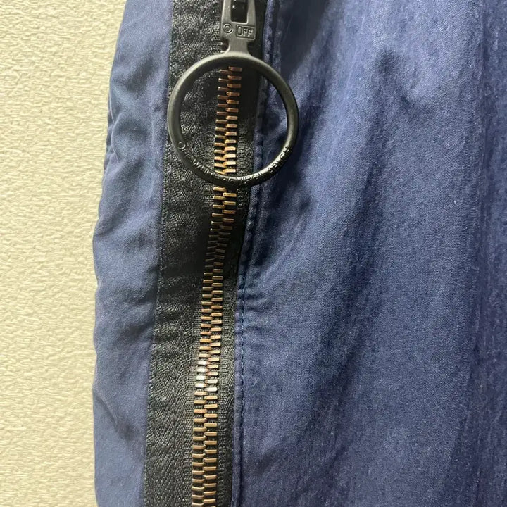 [BUNJANG] Off-White Parachute Cargo Jogger Pants (Navy, Size 36) / 오프화이트 네이비 파라수트 카고 조거 팬츠 (36)