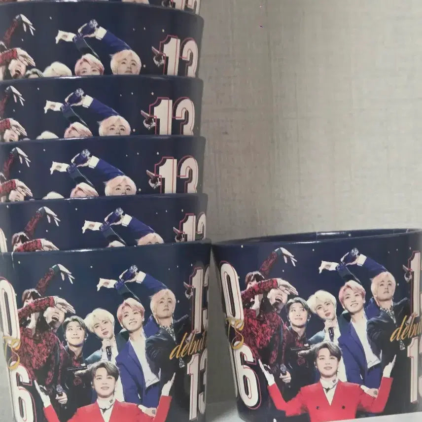 [BUNJANG] BTS 2006 Commemorative Cup Holder / 방탄소년단 BTS 2006기념 컵홀더