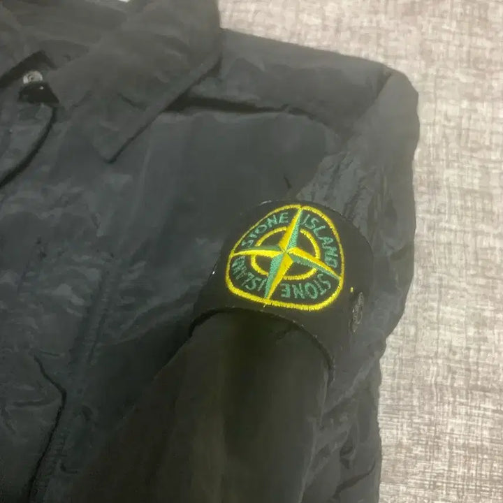[BUNJANG] Stone Island Nylon Metal Shirt Black M / 스톤아일랜드 나일론메탈 셔츠 블랙 M