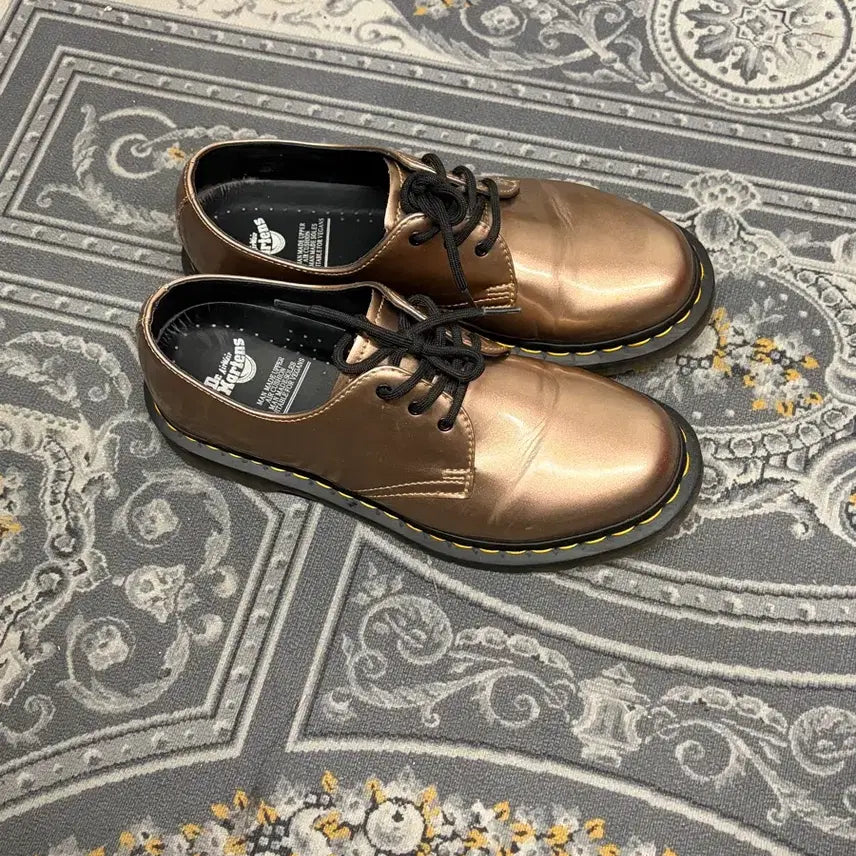 [BUNJANG] Dr. Martens 1461 Rose Gold Derby Shoes / 닥터마틴 1461 로즈골드 더비