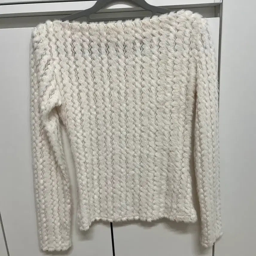 [BUNJANG] Kimahop White Knit Sweater / 김아홉 화이트 니트