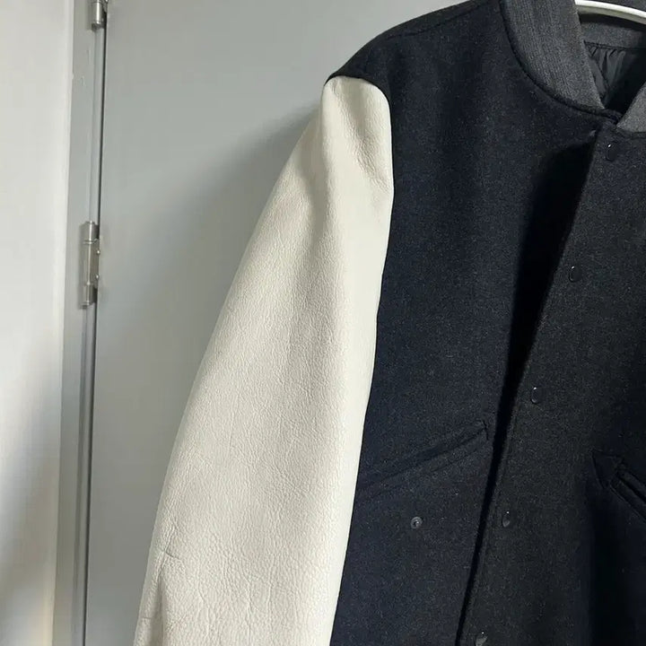 [SOLD OUT] [4] 23fw 브라운야드 바시티