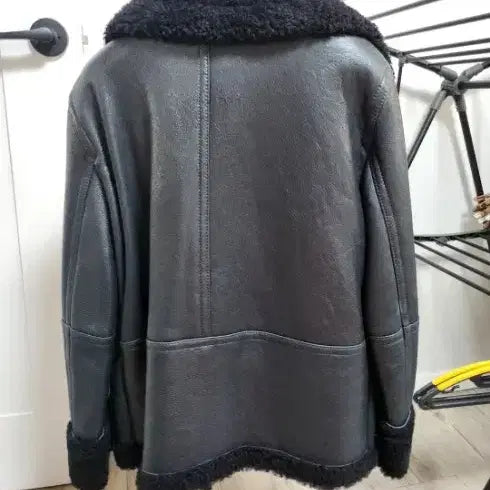 [BUNJANG] Benetton Mouton Sheepskin Jacket / 베네통 무스탕