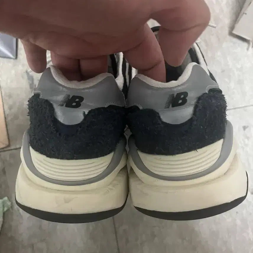 [BUNJANG] New Balance 5740 Vintage Luxe Eclipse Sneakers / 뉴발란스 5740 빈티지 럭스 이클립스