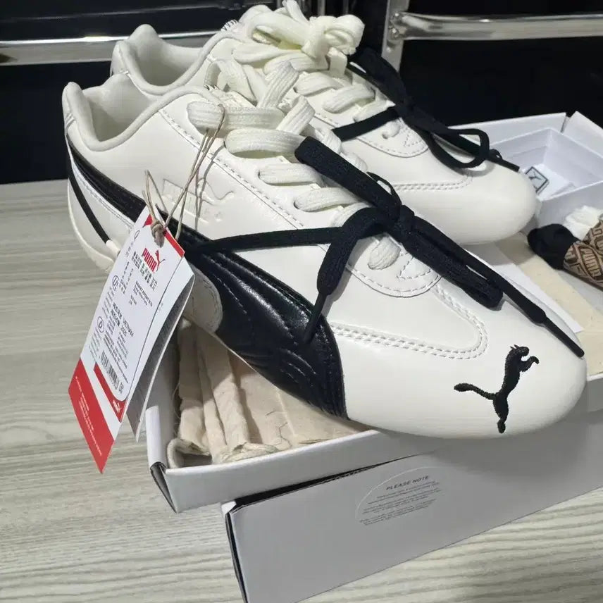 [BUNJANG] Puma Rose Speedcat LEA Warm White Black 240mm Sneakers / 푸마 x 로제 스피드캣 LEA 웜 화이트 블랙 240mm