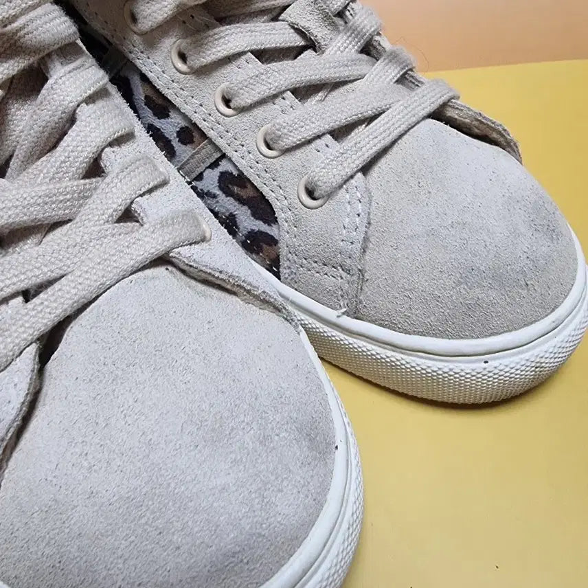 [BUNJANG] Sperry Leopard Fur Sneakers / 스페리 235 호피 퍼 스니커즈