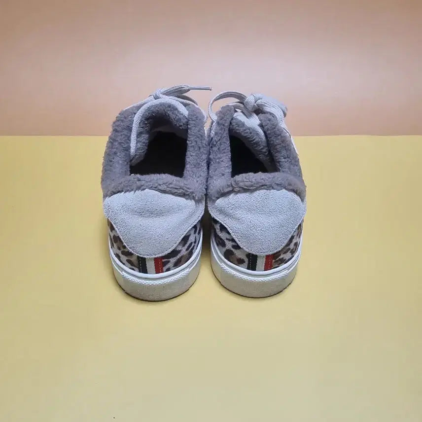 [BUNJANG] Sperry Leopard Fur Sneakers / 스페리 235 호피 퍼 스니커즈
