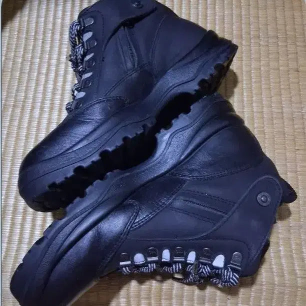 [BUNJANG] K2 Injection Safety Boots 255 (260) / K2 인젝션안전화 지퍼식 잠금호크 255(260) 택비포함