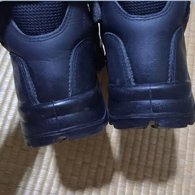 [BUNJANG] K2 Injection Safety Boots 255 (260) / K2 인젝션안전화 지퍼식 잠금호크 255(260) 택비포함