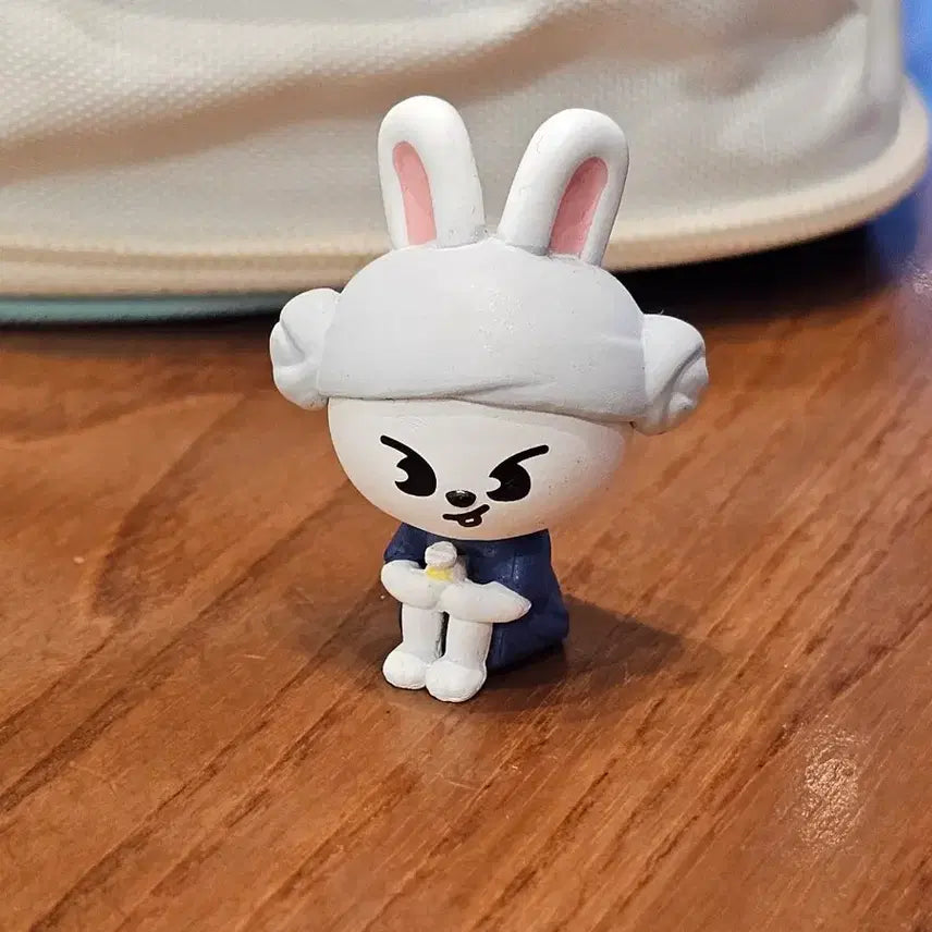 [BUNJANG] Stray Kids Leebit SKZOO Sauna Figure / 스트레이키즈 스키즈 SKZOO 리노 Leebit 사우나 피규어
