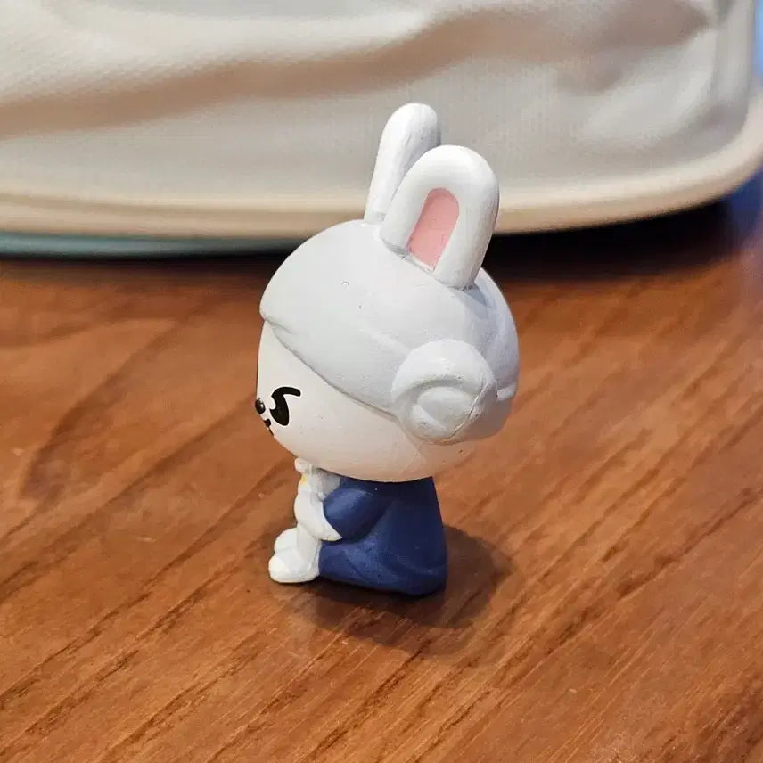 [BUNJANG] Stray Kids Leebit SKZOO Sauna Figure / 스트레이키즈 스키즈 SKZOO 리노 Leebit 사우나 피규어
