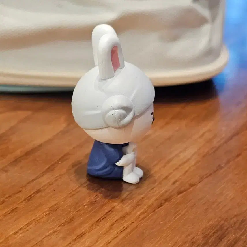 [BUNJANG] Stray Kids Leebit SKZOO Sauna Figure / 스트레이키즈 스키즈 SKZOO 리노 Leebit 사우나 피규어