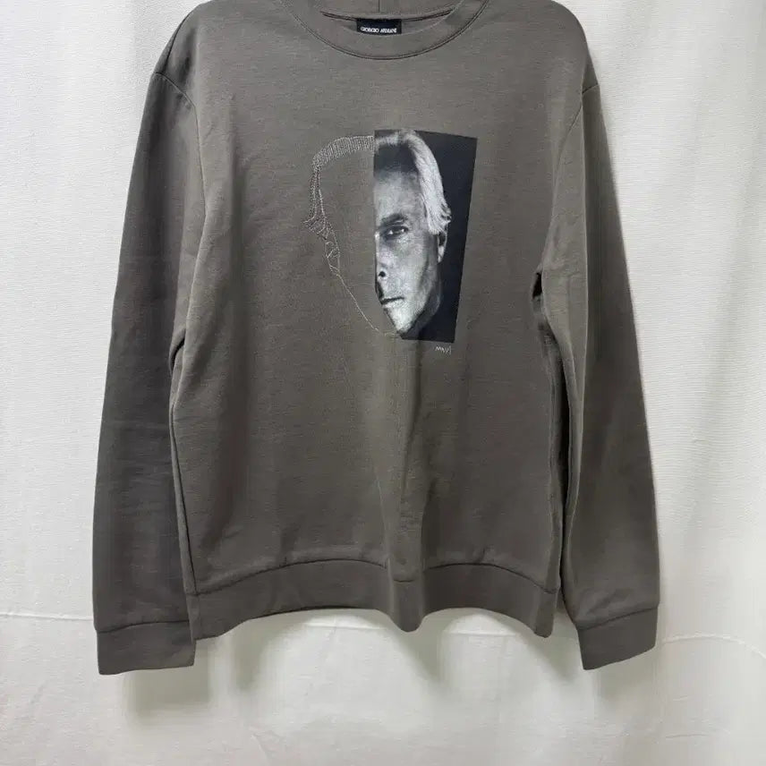 [BUNJANG] Giorgio Armani Sweatshirt Khaki / 조르지오 아르마니 맨투맨 카키 50