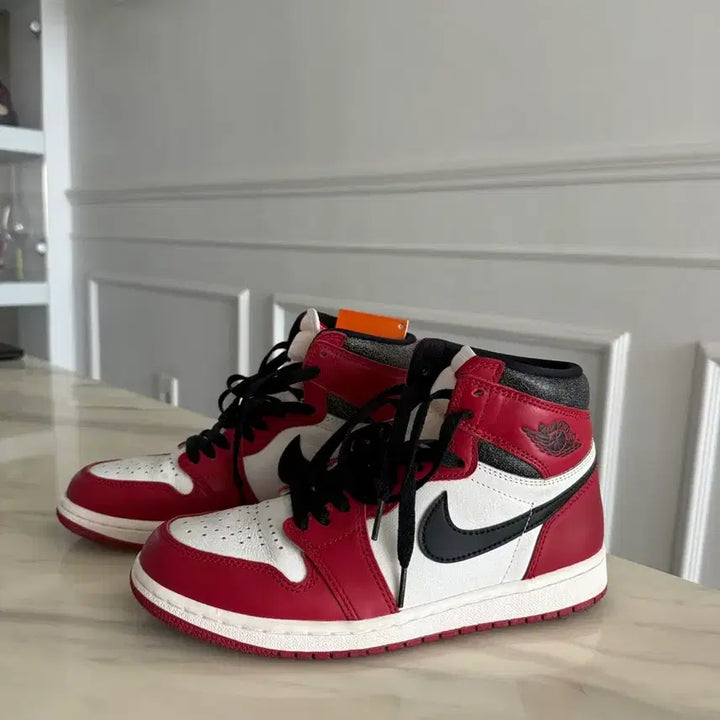 [BUNJANG] Nike Jordan 1 High Chicago 2022 / 나이키 조던1 하이 시카고 2022 255