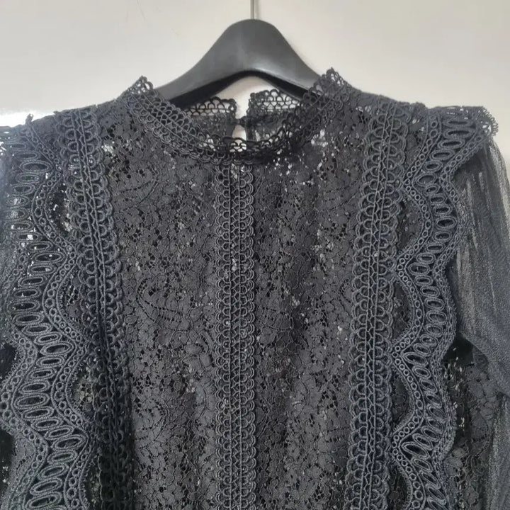 [BUNJANG] Black Lace See-through Blouse 55 / 블랙 레이스 시스루 블라우스 55  새것수준컨디션