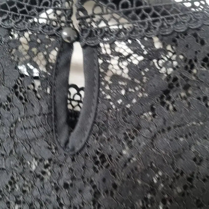 [BUNJANG] Black Lace See-through Blouse 55 / 블랙 레이스 시스루 블라우스 55  새것수준컨디션