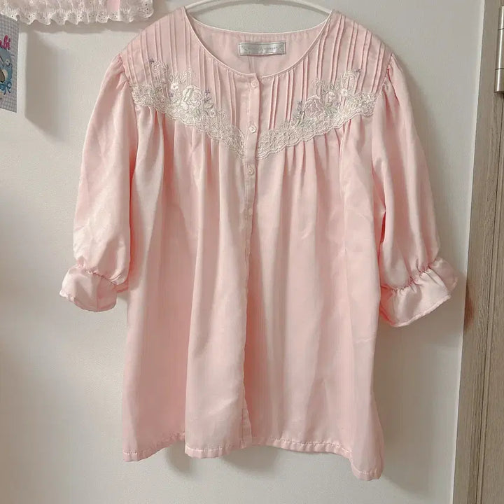 [BUNJANG] Vintage Rose Lace Short-Sleeve Top / 빈티지 반팔 의류 장미 레이스