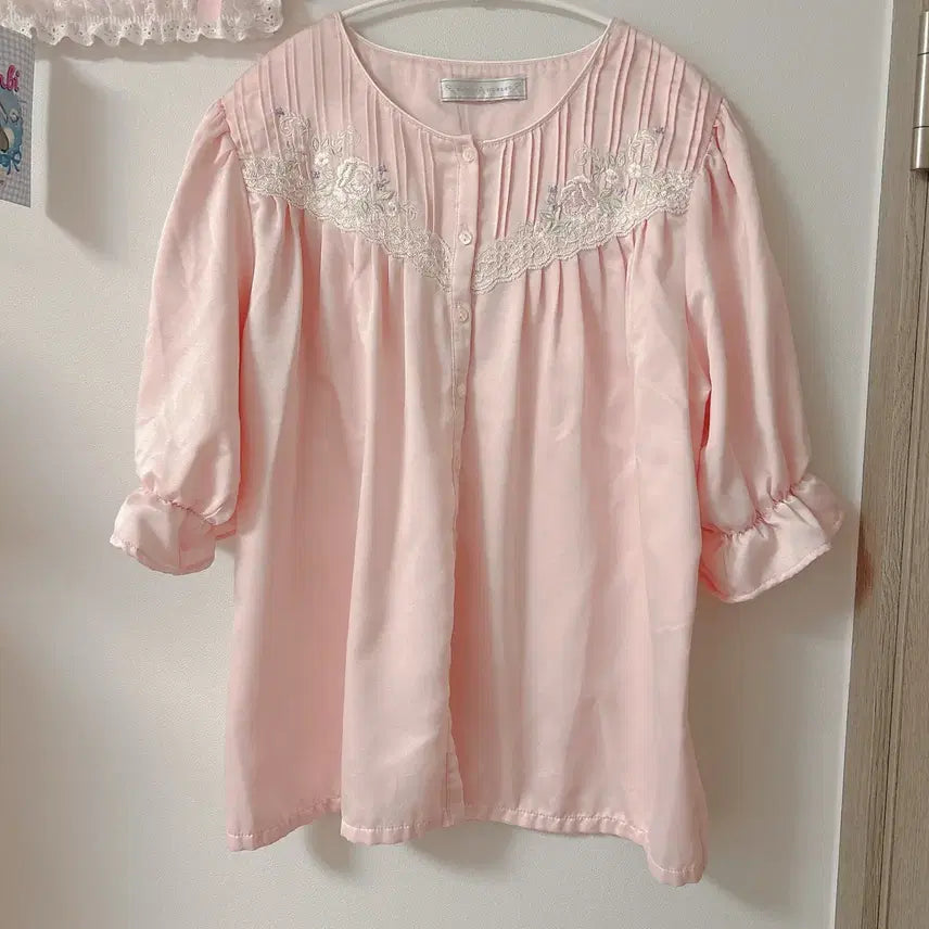 [BUNJANG] Vintage Rose Lace Short-Sleeve Top / 빈티지 반팔 의류 장미 레이스