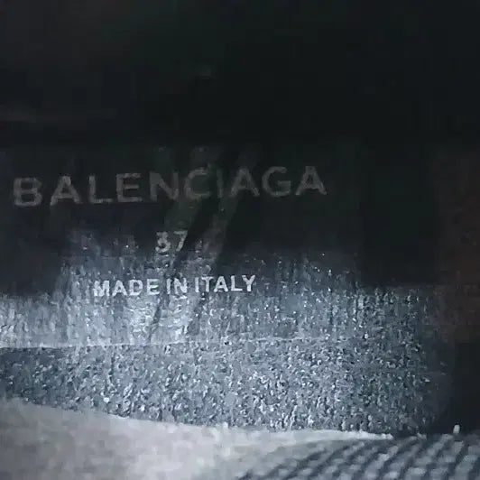 [BUNJANG] Balenciaga Speedrunner Black Women&