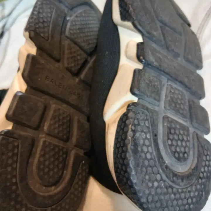 [BUNJANG] Balenciaga Speedrunner Black Women&
