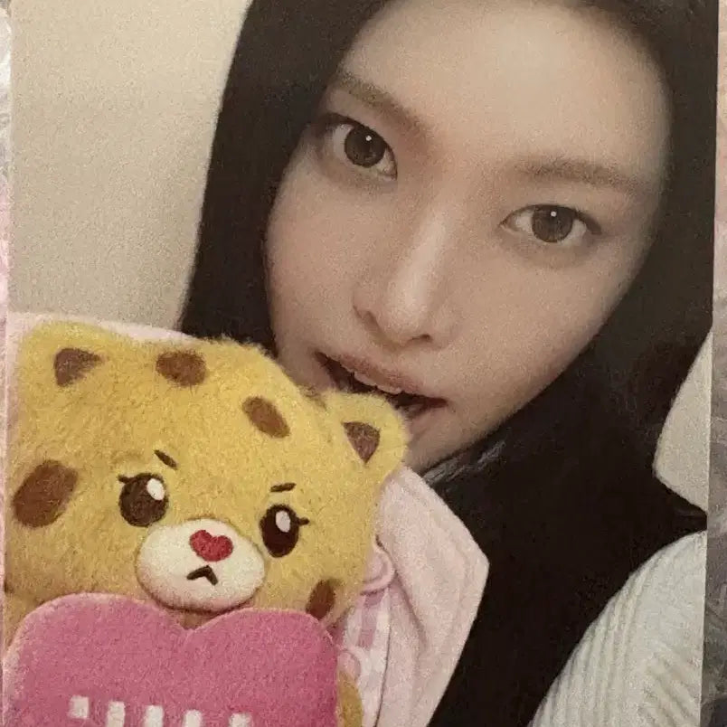 [BUNJANG] ILLIT Dear. My Cutie! Yunah POB Photocard / 아일릿 디어릿 5만원 특전 윤아 포카 양도
