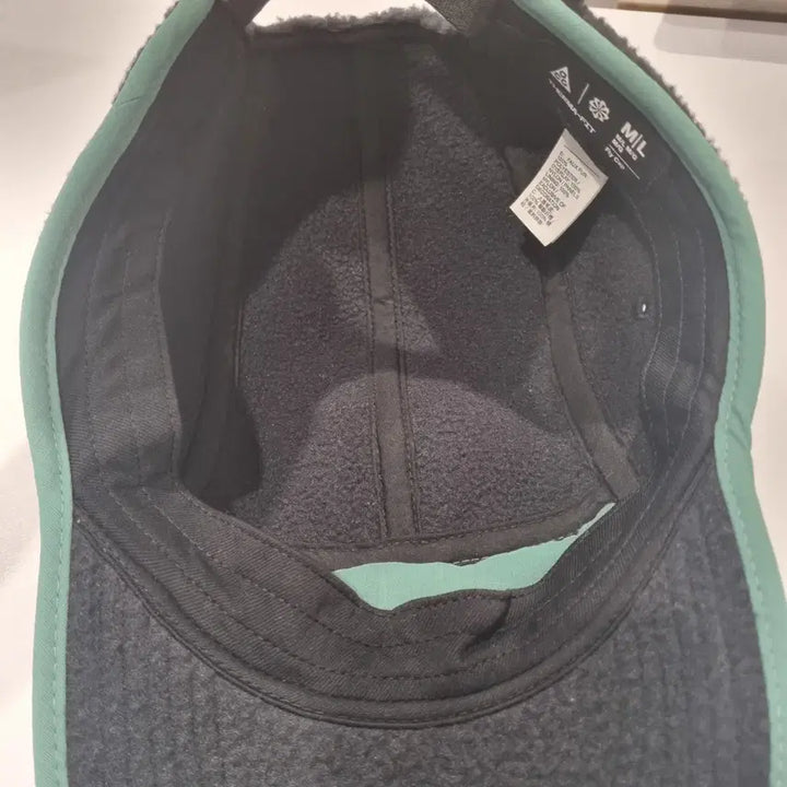 [SOLD OUT] 일본 나이키 ACG 써마핏 M/L 플라이 언스트럭처 캡 블랙 바이코스탈
