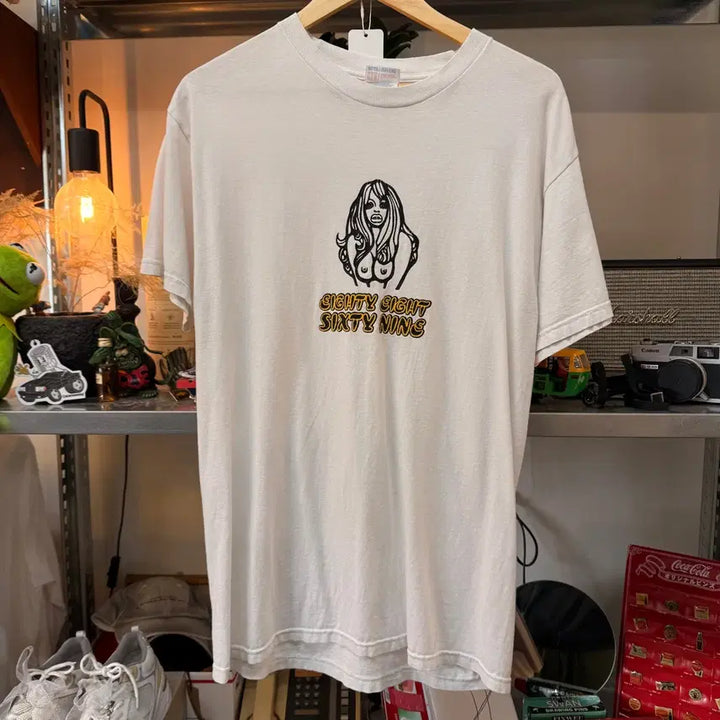 [BUNJANG] Hanes 69 Sexual Cartoon T-shirt / 90S 헤인즈 베이스 섹슈얼 카툰 69 티셔츠