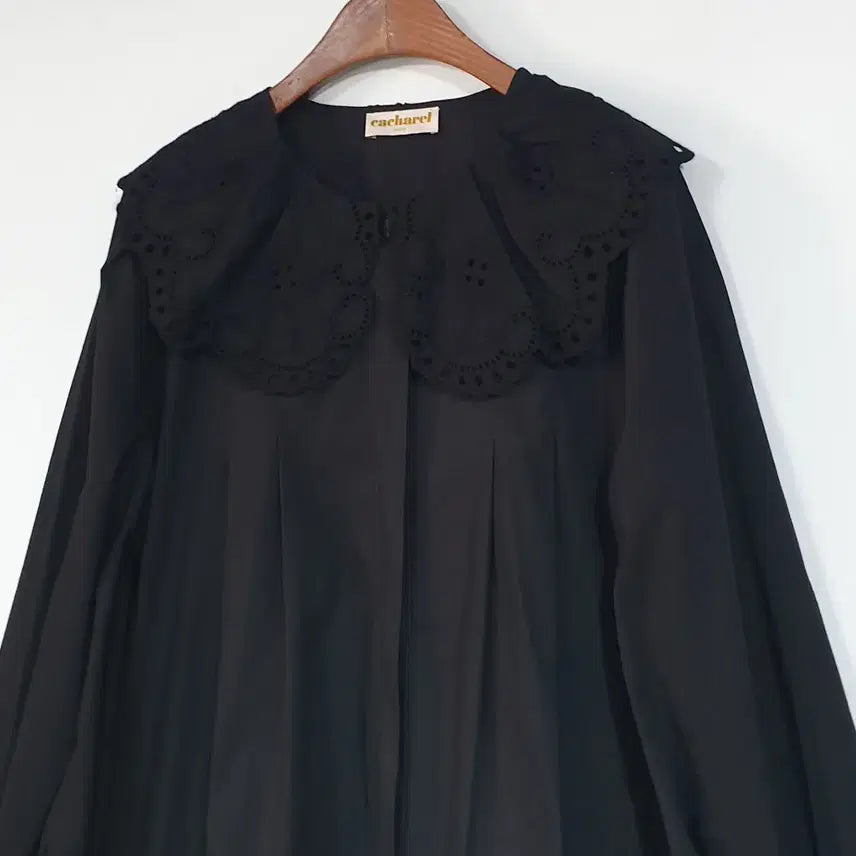 [SOLD OUT] Cacharel 까사렐 세일러카라 블랙셔츠 55