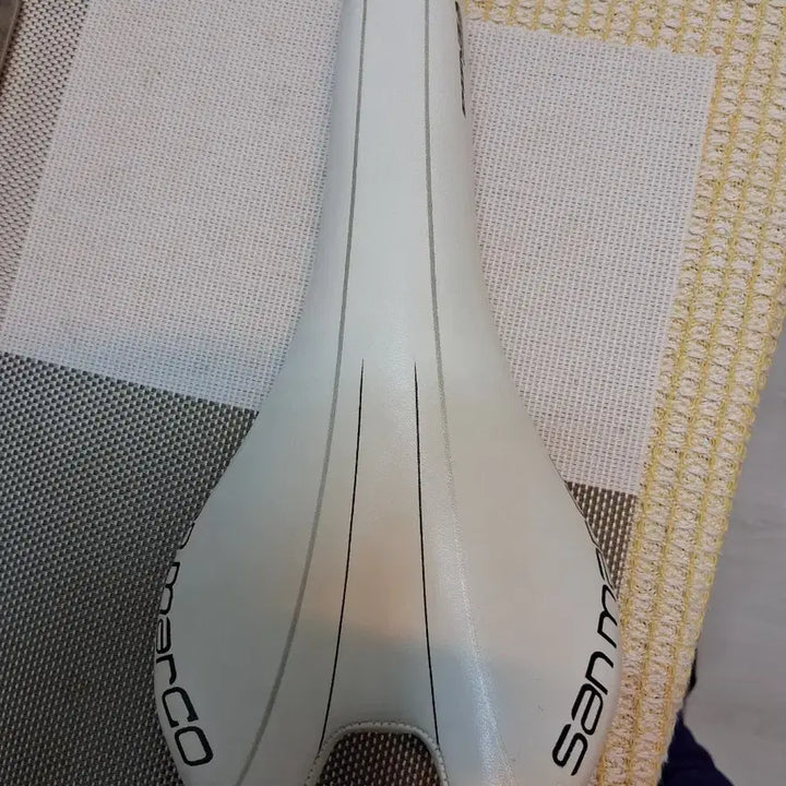 [BUNJANG] San Marco Ponza Power Saddle (White, 1935 Vintage) / 90년 역사 이태리 산마르코 폰자 파워 안장 정품 보증.초 깔끔