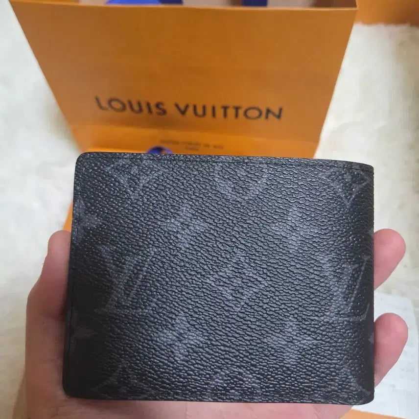 [BUNJANG] Louis Vuitton Eclipse Multiple Wallet / (새상품급) 26년식 루이비통 이클립스 멀티플 반지갑