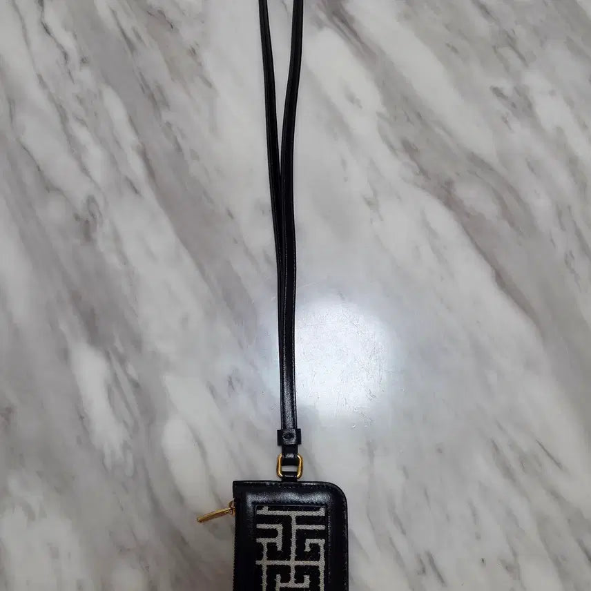 [BUNJANG] Balmain Monogram Jacquard Wristlet Card Case / 발망 모노그램 쟈가드 리스트렛 카드케이스