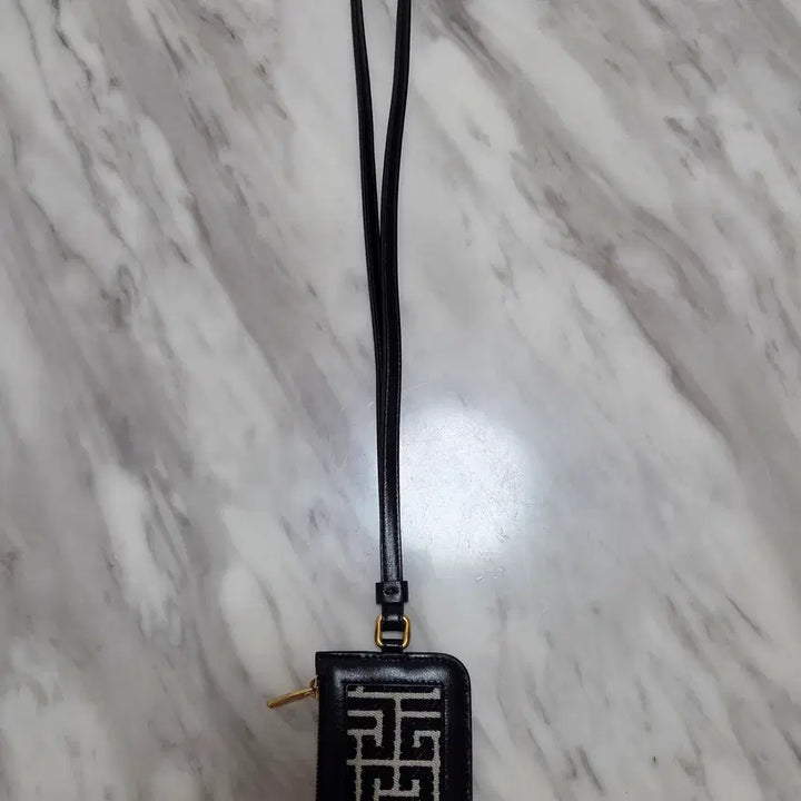 [BUNJANG] Balmain Monogram Jacquard Wristlet Card Case / 발망 모노그램 쟈가드 리스트렛 카드케이스