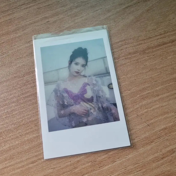 [BUNJANG] IU Polaroid Photo / 아이유 폴라로이드