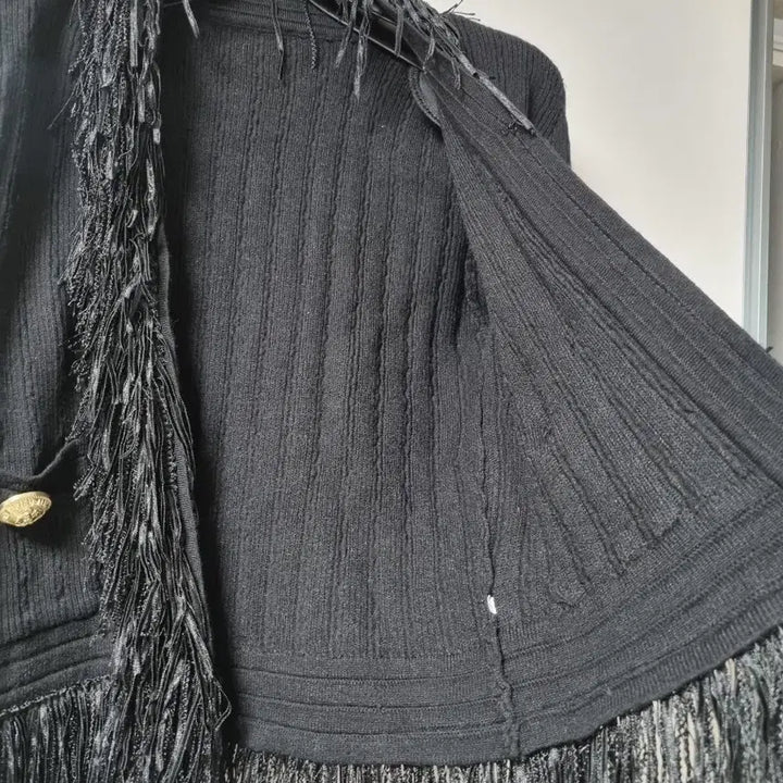 [BUNJANG] Black Fringe Shawl Detail Cardigan / 블랙 프린지 슐장식 가디건 55