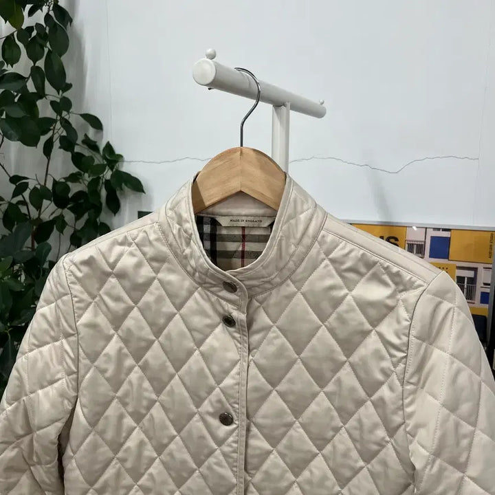 [BUNJANG] Burberry Woman Quilted Jacket S / 버버리 우먼 퀼팅 자켓 S