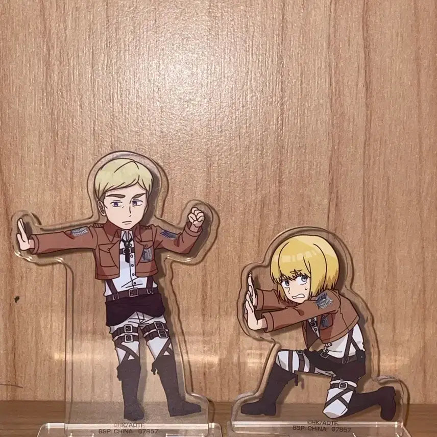 [BUNJANG] Attack on Titan Acrylic Stand Bundle Set / 진격의 거인 쿠지 아크릴 스탠드 일괄 판매