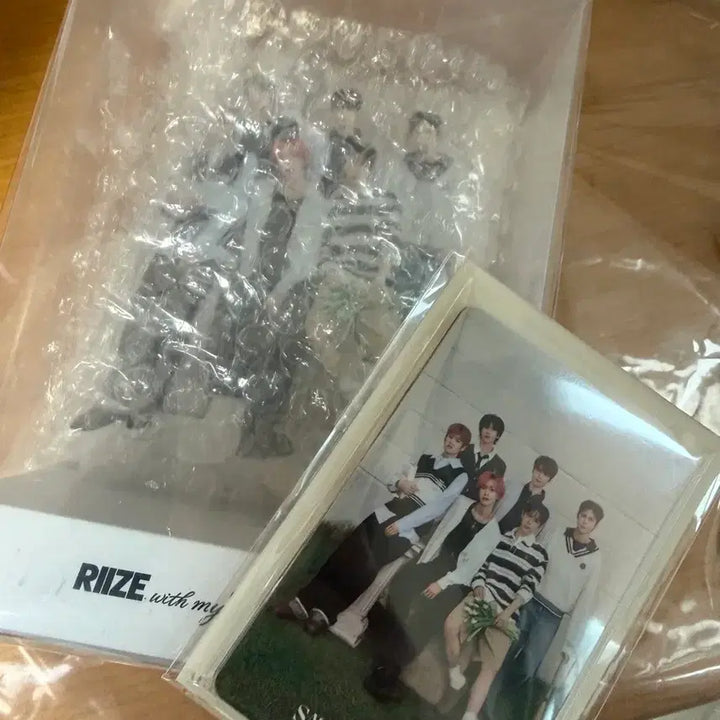 [BUNJANG] RIIZE Seunghan Photocard &amp; Acrylic Stand Bundle Set / 라이즈RIIZE 세터 satur 포카 아크릴 스탠드 일괄