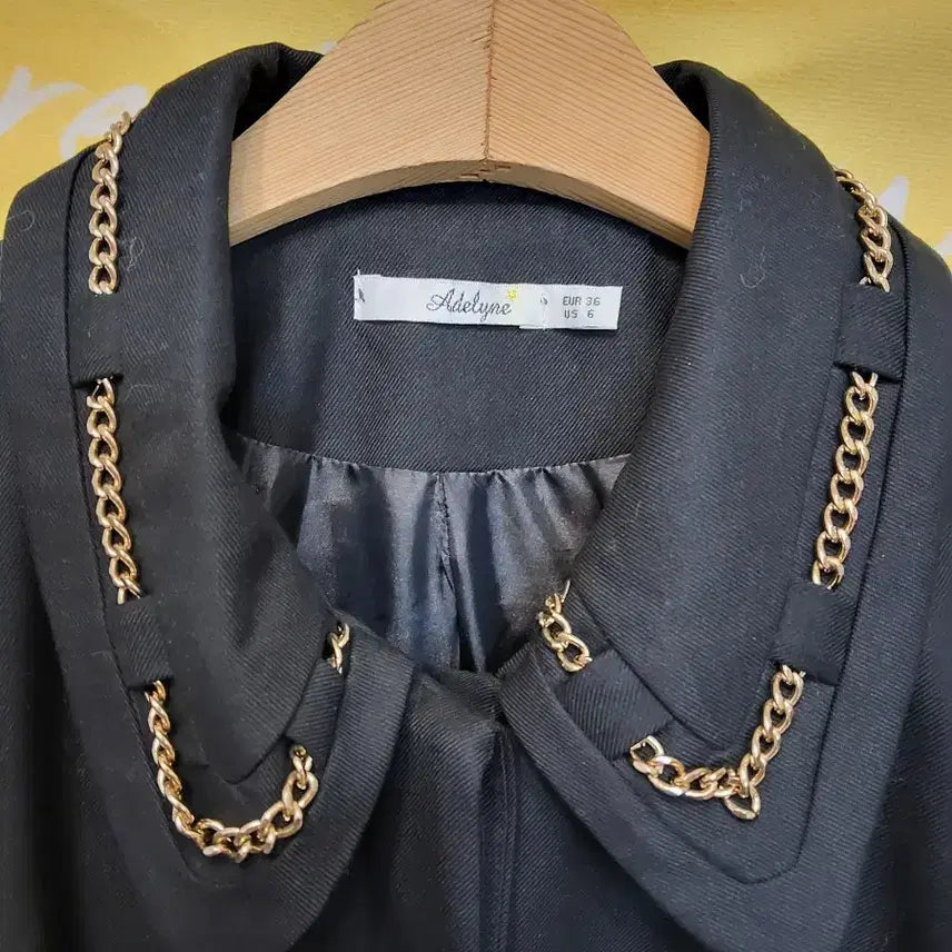 [BUNJANG] Adelyne Chain Detail Black Spring Jacket - Size S / Adelyne  체인 장식 블랙 봄자켓 S