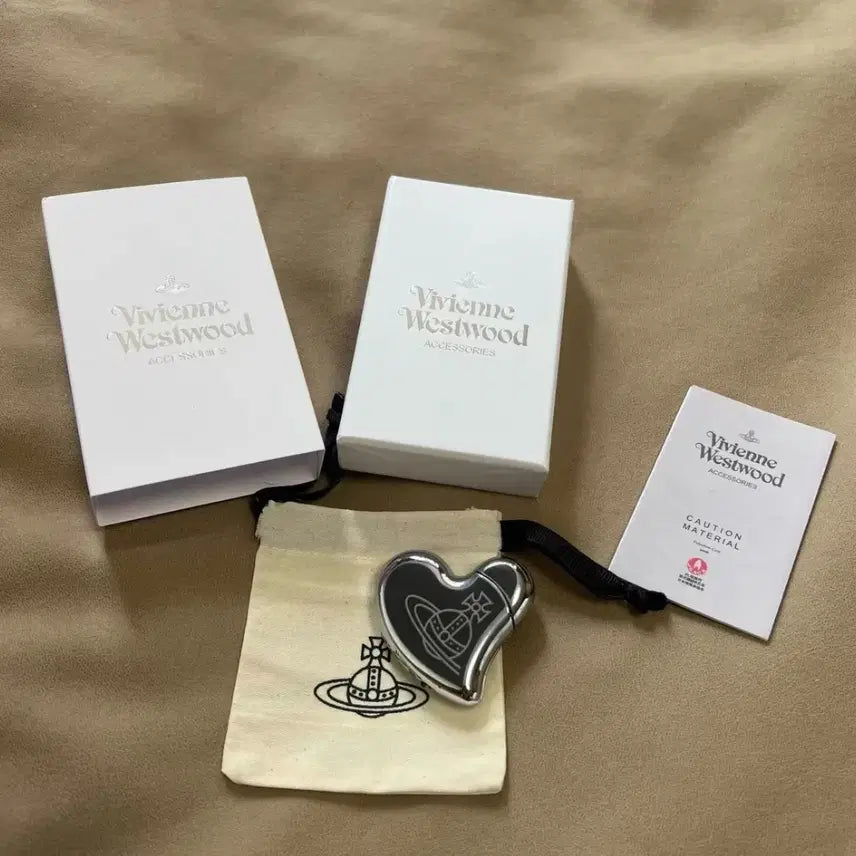 [BUNJANG] Vivienne Westwood Silver Heart Lighter / 비비안 웨스트우드 실버 하트 라이터
