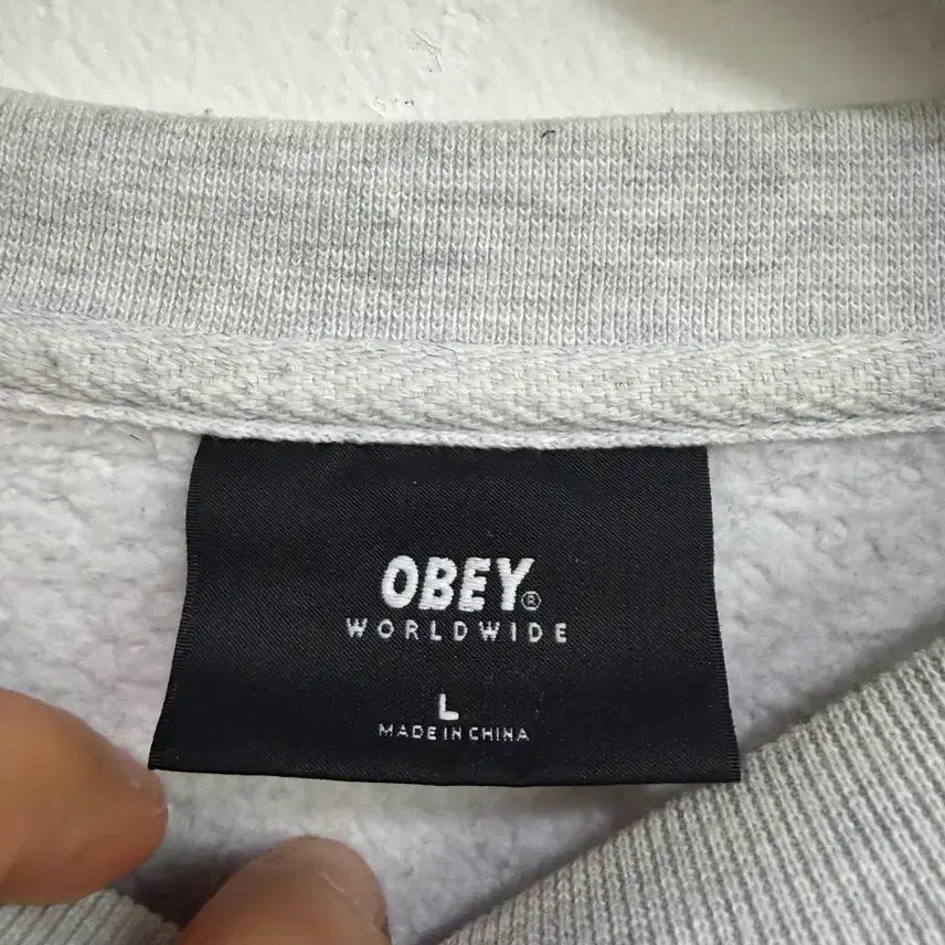 [BUNJANG] OBEY Worldwide Logo Sweatshirt L Size / OBEY 월드와이드 맨투맨 L 사이즈