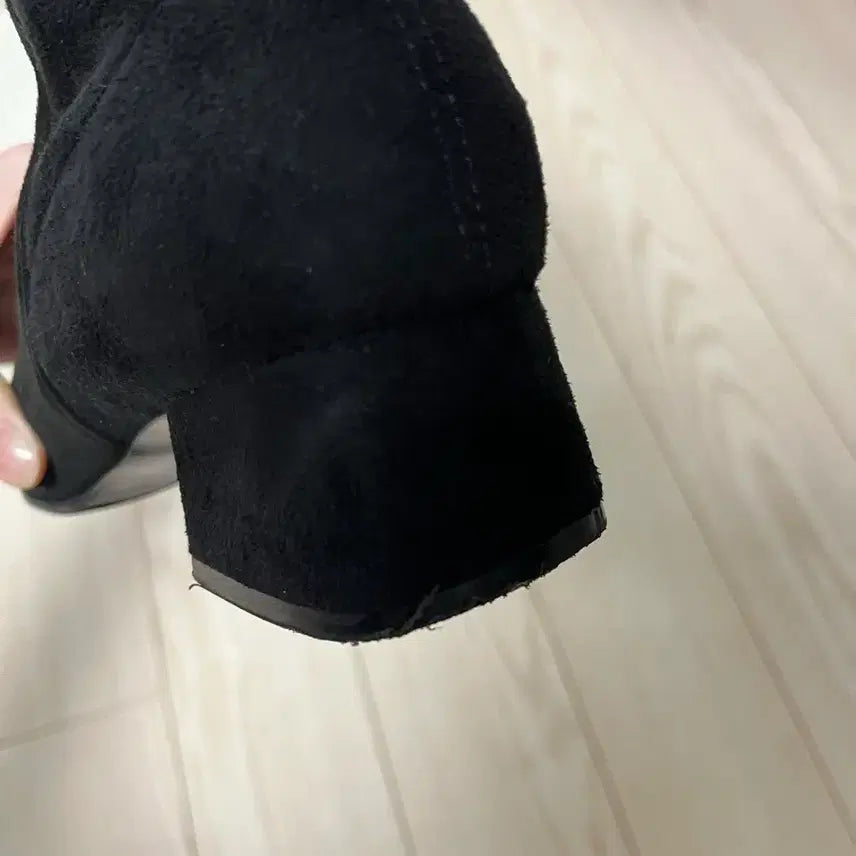 [BUNJANG] Sera Suede Ankle Boots / 세라 스웨이드 앵클 부츠