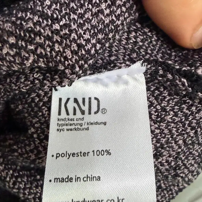 [BUNJANG] Kndw Polyester Zip-Up Knit (L) / 케이엔드 Kndw. 폴리에스터 100% 집업 니트 (L)