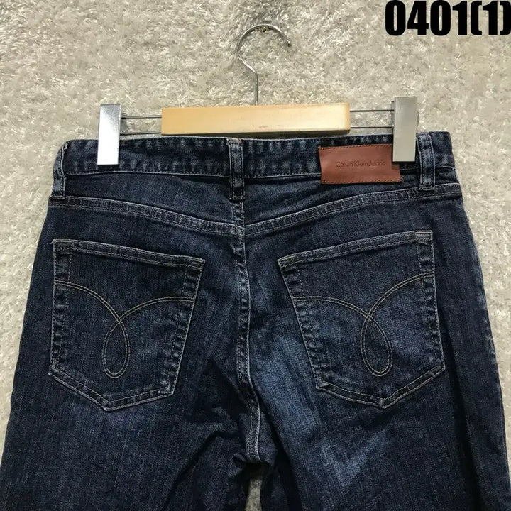 [BUNJANG] Calvin Klein Dark Wash Denim Jeans W29 L34 / 캘빈클라인 진청 데님 청바지 W29 L34