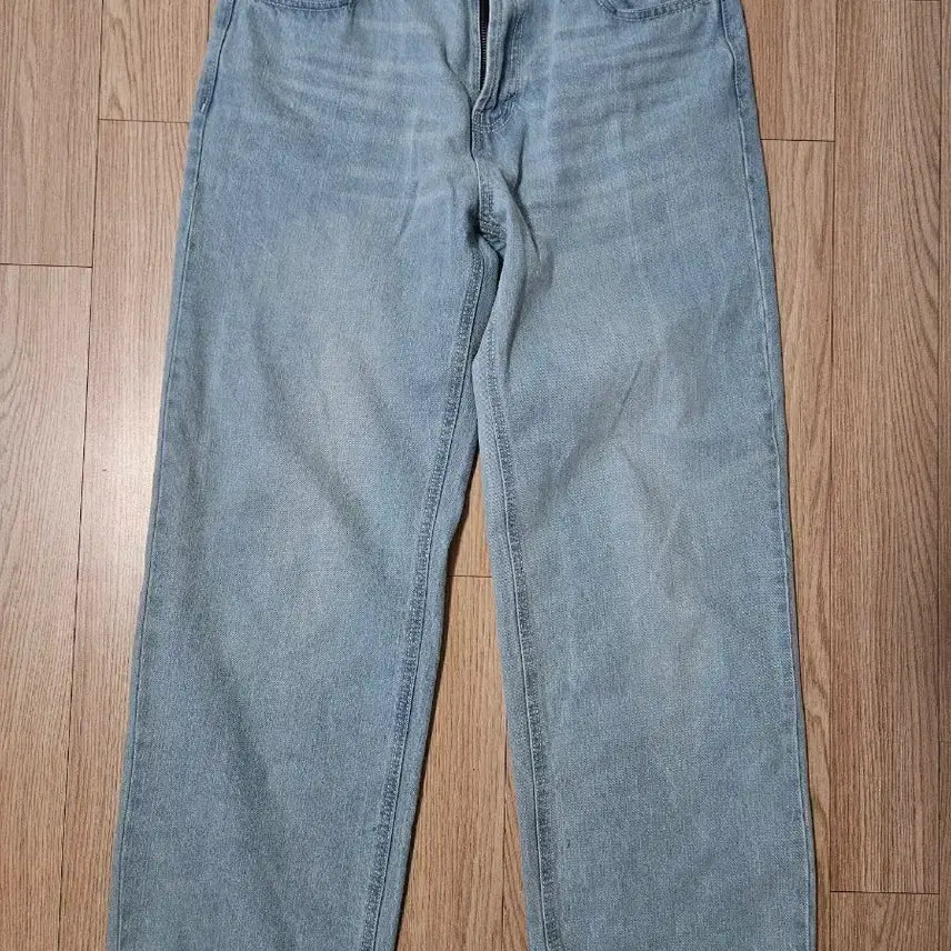 [SOLD OUT] [80 m] 에잇세컨즈 와이드핏 데님 팬츠 스카이 블루 연청