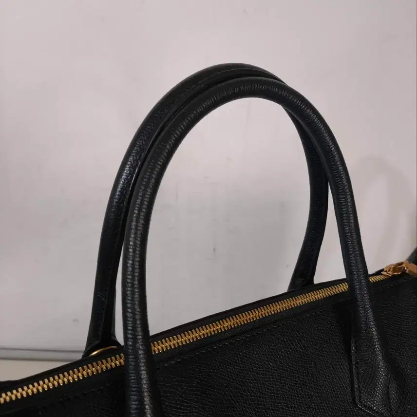 [SOLD OUT] 쿠론 소가죽 토트백 숄더백